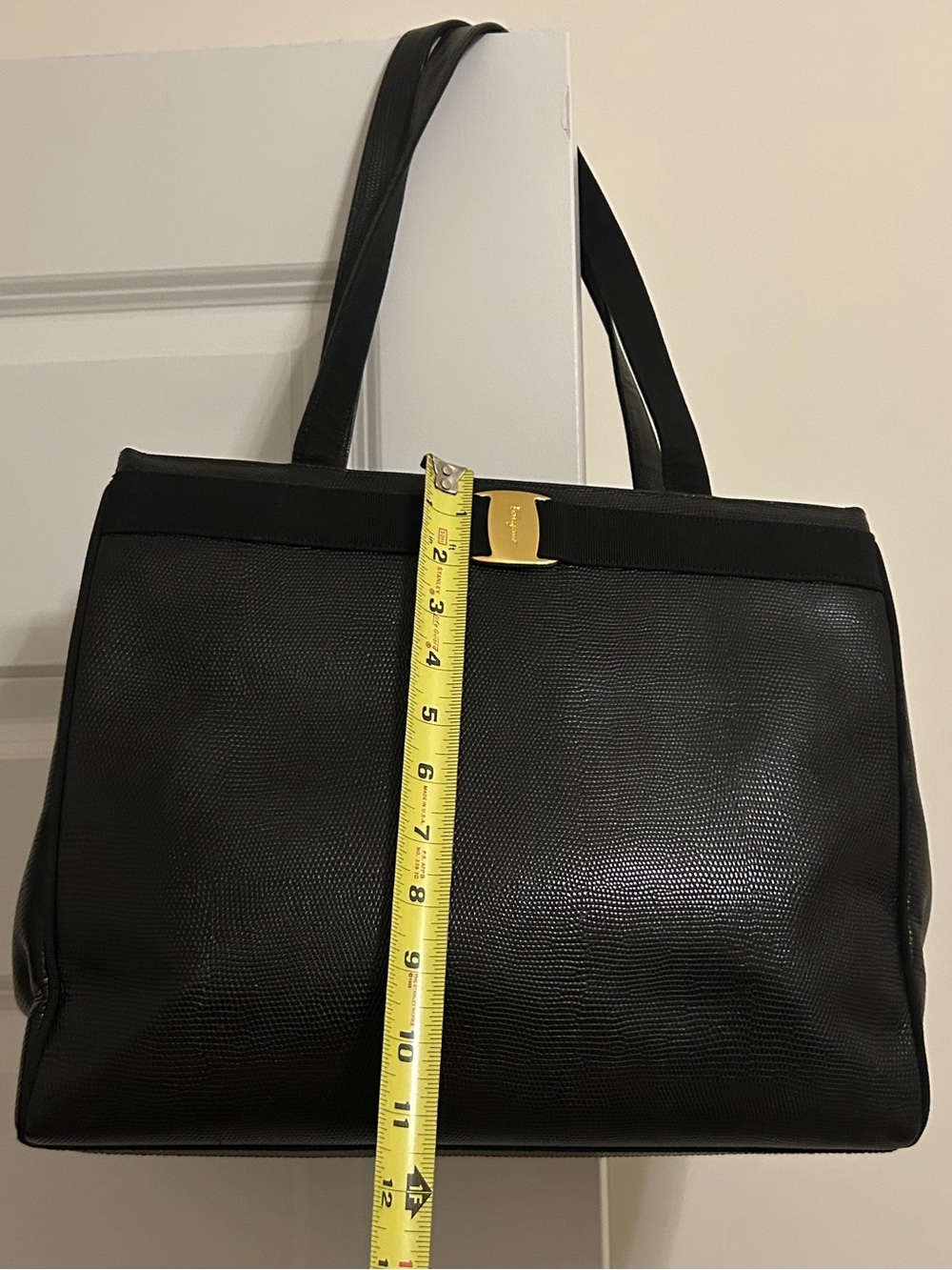 Salvatore Ferragamo EUC Authentic Luxury Leather Handbag - Picture 8 of 10